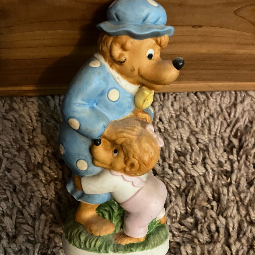 Charming Bearenstain bears Figurine - Blue and Brown